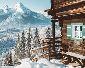Dolomiti Wintergetränke: Jagertee und Glühwein mit original Dolomiti Tasse