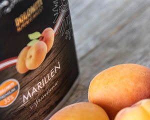 Dolomiti Marillen Schnaps im Edelstahl Flachmann